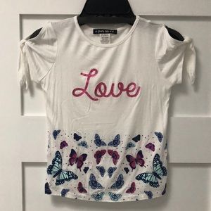 🆕Butterflies & Love soft knit tie shoulder glitter screen top! USA size: 5/M
